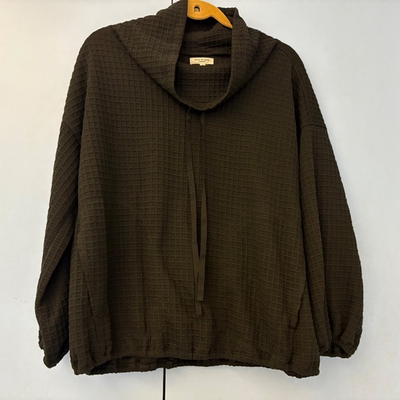 NWT Black Waffle Knit Funnel Cowl Neck Pullover Long Sleeve Size 1X - Picture 3 of 7